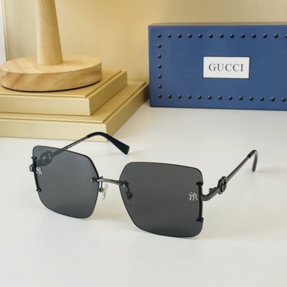 Gucci очки K2_2802GU17