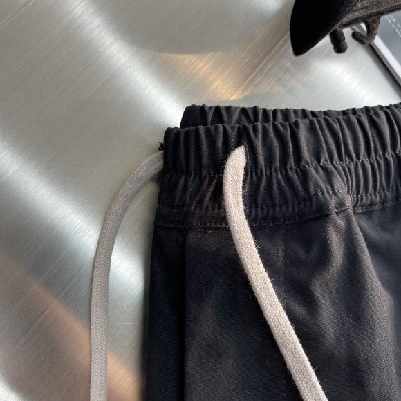 Rick Owens - Мужские шорты TJ_2105RO3 Rick Owens - Мужские шорты TJ_2105RO3