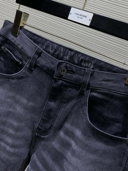 Valentino - Мужские штаны джинсы TI_1709BV10 Valentino - Мужские штаны джинсы TI_1709BV10