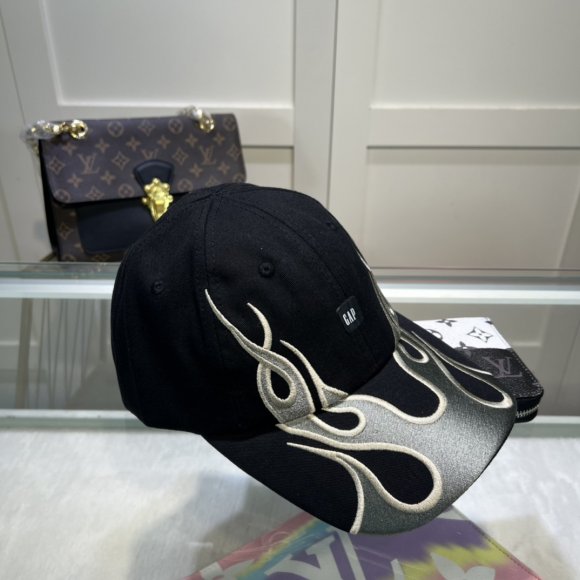 Balenciaga & GAP - Бейсболка кепка AO_2004BA4 Balenciaga & GAP - Бейсболка кепка AO_2004BA4