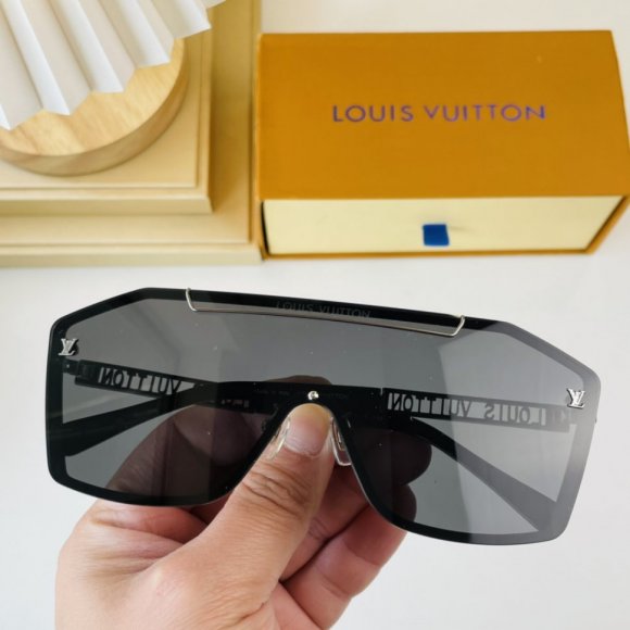 LOUIS VUITTON очки K2_2802LV18 LOUIS VUITTON очки K2_2802LV18