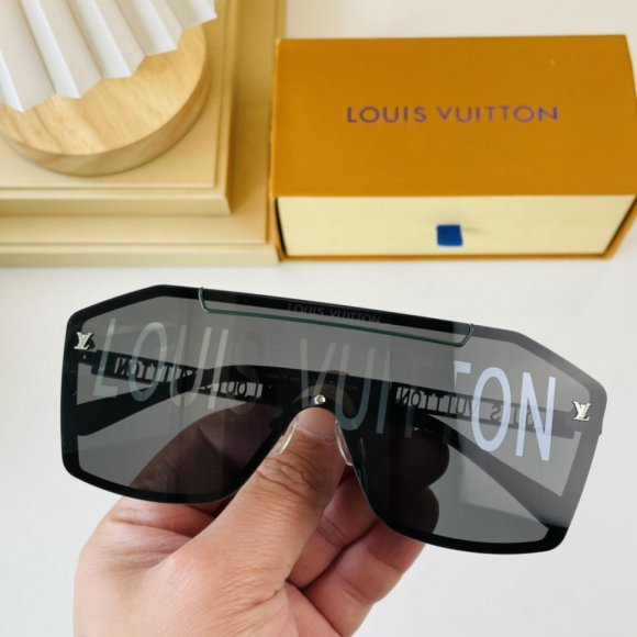 LOUIS VUITTON очки K2_2802LV18 LOUIS VUITTON очки K2_2802LV18