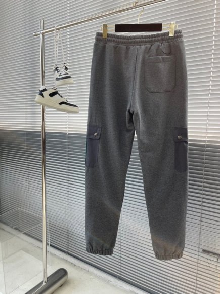 Gucci - Мужской спортивный костюм AH_1711GU1 Gucci - Мужской спортивный костюм AH_1711GU1