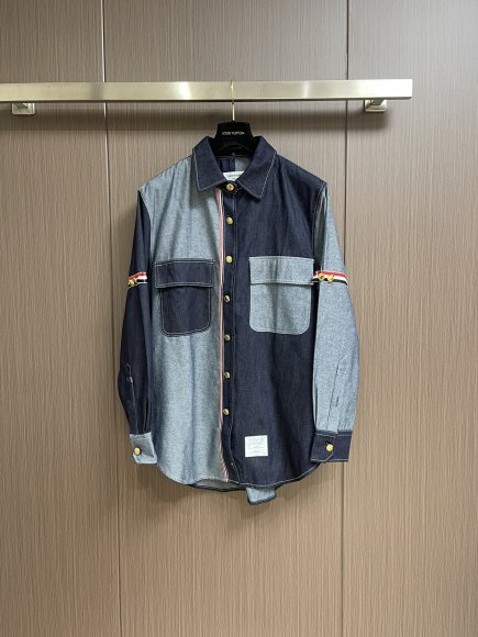 Thom Browne - Мужская джинсовая рубашка DZ_2912TB10 Thom Browne - Мужская джинсовая рубашка DZ_2912TB10