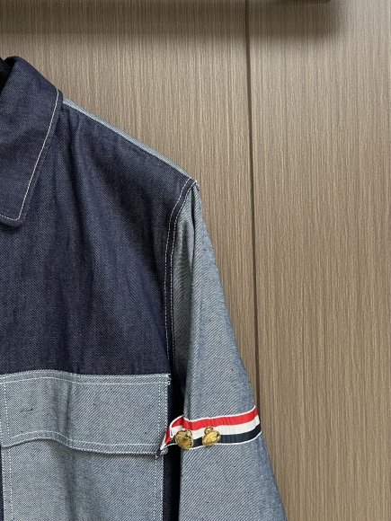 Thom Browne - Мужская джинсовая рубашка DZ_2912TB10 Thom Browne - Мужская джинсовая рубашка DZ_2912TB10