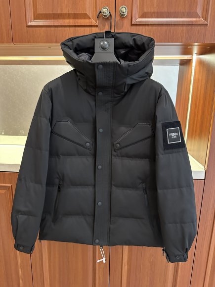 Fendi - Мужская куртка пуховик MI_0110FE9 Fendi - Мужская куртка пуховик MI_0110FE9