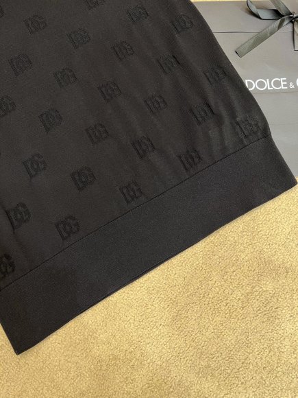 Dolce & Gabbana - Мужская шерстяная футболка поло DZ_1501DG8