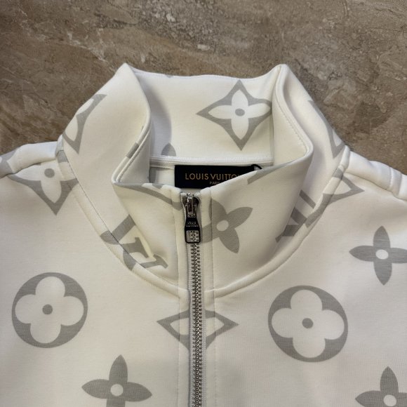 Louis Vuitton - Мужская кофта толстовка MI_0110LV10