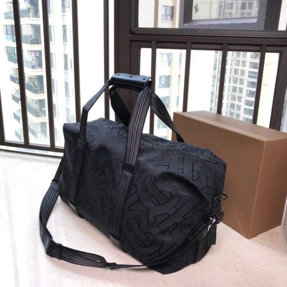 Burberry - Дорожная сумка BU1_1510BU2 Burberry - Дорожная сумка BU1_1510BU2