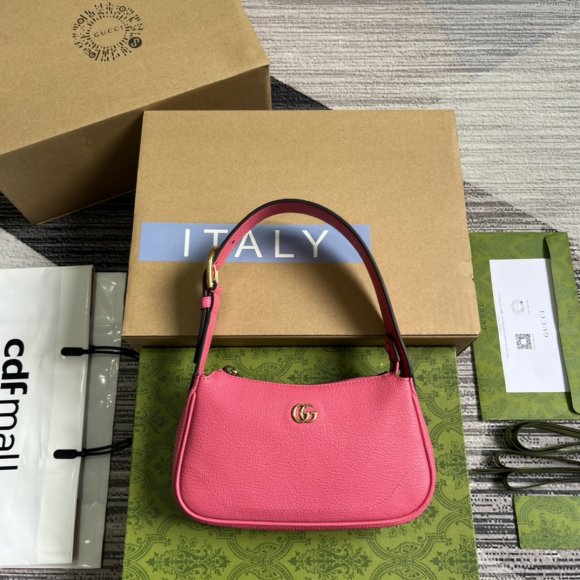 Gucci - Сумка на плечо BS_1705GU1