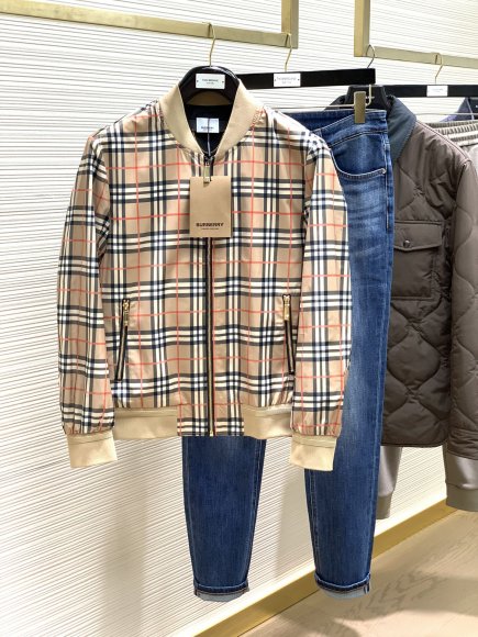 Burberry - Мужская куртка бомбер TI_0209BU3