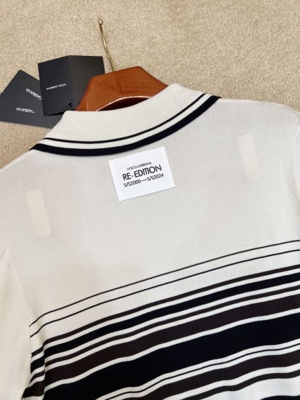 Dolce & Gabbana - Мужская шерстяная футболка поло DZ_1501DG9 Dolce & Gabbana - Мужская шерстяная футболка поло DZ_1501DG9