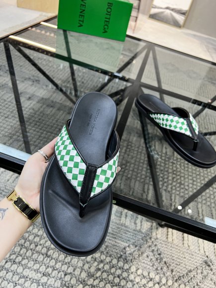 Bottega Veneta - Мужские шлепанцы сандалии GTL_1004BV10 Bottega Veneta - Мужские шлепанцы сандалии GTL_1004BV10