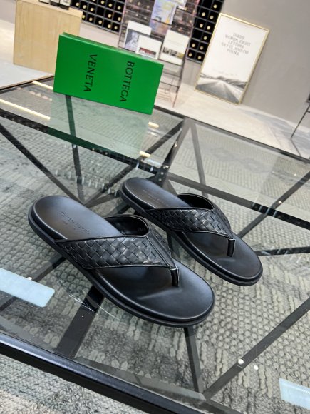 Bottega Veneta - Мужские шлепанцы сандалии GTL_1004BV10 Bottega Veneta - Мужские шлепанцы сандалии GTL_1004BV10