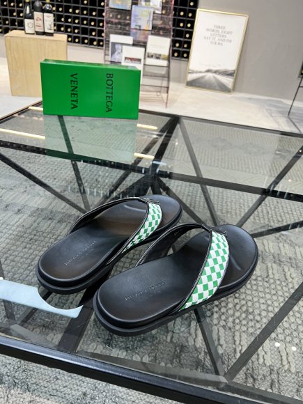 Bottega Veneta - Мужские шлепанцы сандалии GTL_1004BV10 Bottega Veneta - Мужские шлепанцы сандалии GTL_1004BV10