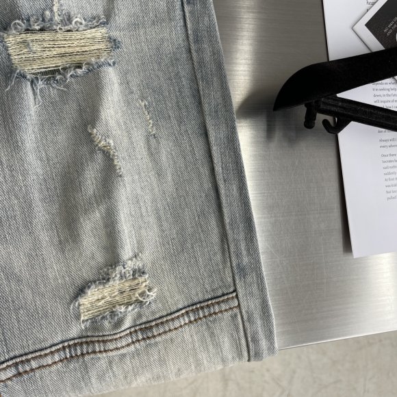 Amiri - Мужские штаны джинсы TJ_2105AM5 Amiri - Мужские штаны джинсы TJ_2105AM5