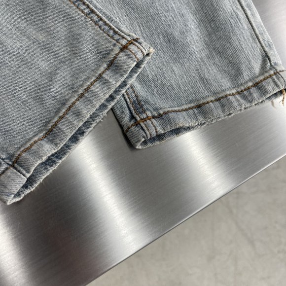 Amiri - Мужские штаны джинсы TJ_2105AM5 Amiri - Мужские штаны джинсы TJ_2105AM5