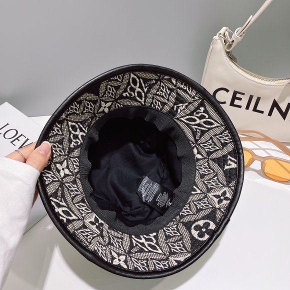 Louis Vuitton - Панама AO_2004LV7