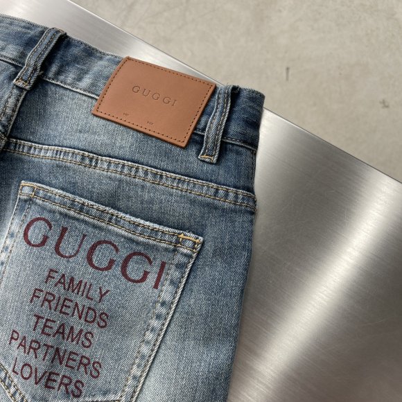 Gucci - Мужские штаны джинсы TJ_2105GU6 Gucci - Мужские штаны джинсы TJ_2105GU6