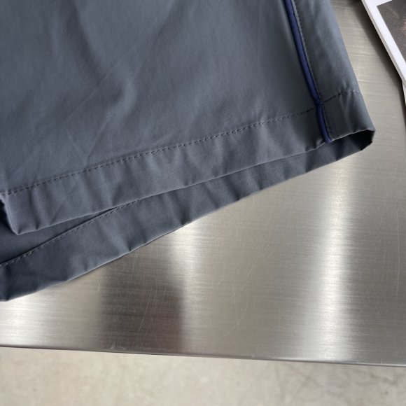 Burberry - Мужские шорты TJ_0406BU8 Burberry - Мужские шорты TJ_0406BU8