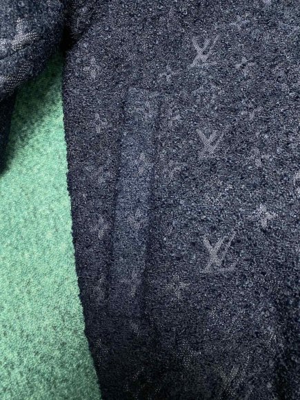 Louis Vuitton - Мужская кофта куртка толстовка DZ_2907LV5 Louis Vuitton - Мужская кофта куртка толстовка DZ_2907LV5