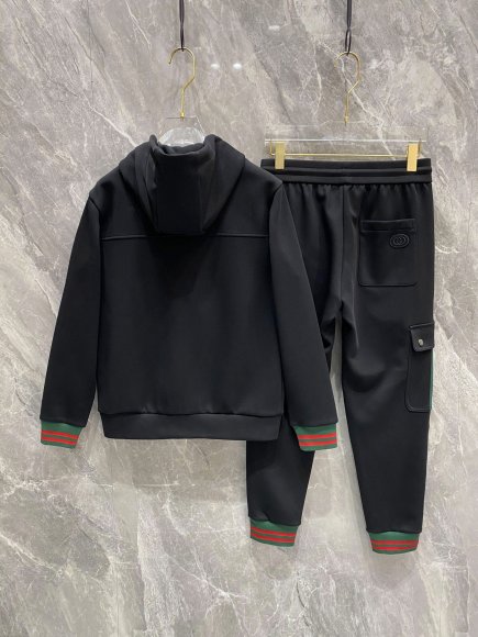 Gucci - Мужской спортивный костюм DF_2608GU3 Gucci - Мужской спортивный костюм DF_2608GU3