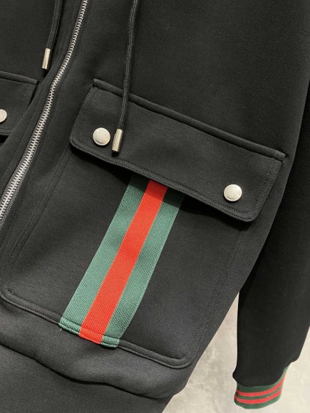 Gucci - Мужской спортивный костюм DF_2608GU3 Gucci - Мужской спортивный костюм DF_2608GU3