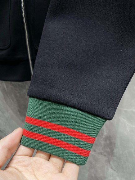 Gucci - Мужской спортивный костюм DF_2608GU3 Gucci - Мужской спортивный костюм DF_2608GU3