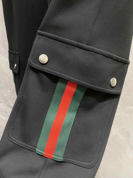 Gucci - Мужской спортивный костюм DF_2608GU3 Gucci - Мужской спортивный костюм DF_2608GU3