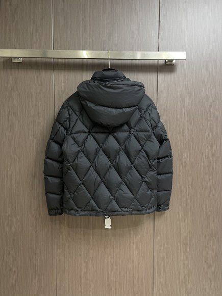 Moncler - Мужская куртка пуховик DZ_1311MO10