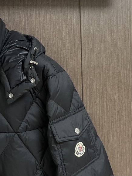 Moncler - Мужская куртка пуховик DZ_1311MO10