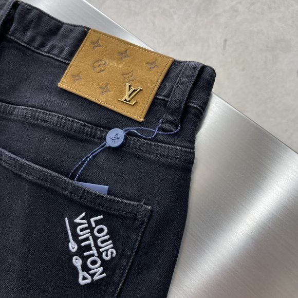 Louis Vuitton - Мужские штаны джинсы TJ_2710LV1 Louis Vuitton - Мужские штаны джинсы TJ_2710LV1