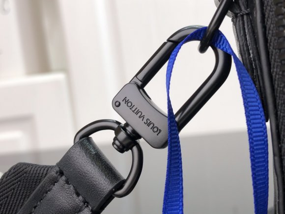 Louis Vuitton коллаборация с Nigo Сумка чехол CN_0604LV2