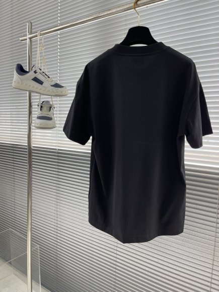 Burberry - Мужская футболка майка TJ_2105BU7 Burberry - Мужская футболка майка TJ_2105BU7