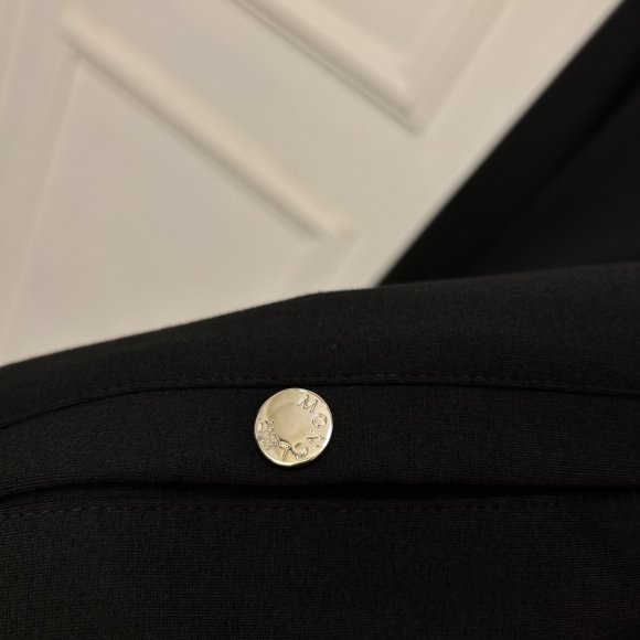 Moncler - Мужской спортивный костюм KN_1510MO1