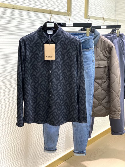 Burberry - Мужская рубашка TI_0209BU6
