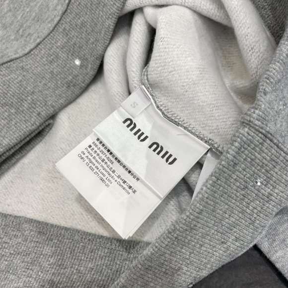 Miu Miu - Женская кофта свитшот FY_1912MI2 Miu Miu - Женская кофта свитшот FY_1912MI2