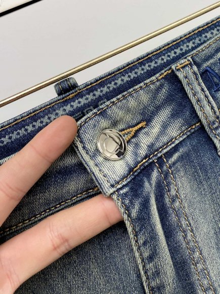 Moncler - Мужские штаны джинсы DF_2803MO11 Moncler - Мужские штаны джинсы DF_2803MO11