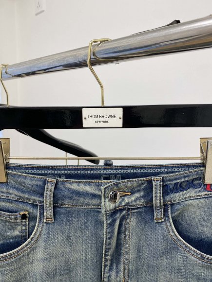 Moncler - Мужские штаны джинсы DF_2803MO11 Moncler - Мужские штаны джинсы DF_2803MO11