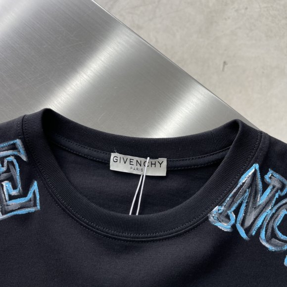 Givenchy - Мужская футболка майка TJ_0406GI10