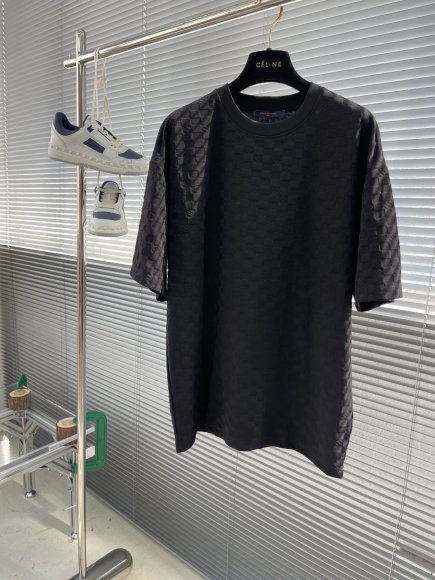 Louis Vuitton - Мужской костюм футболка шорты TJ_0907LV5 Louis Vuitton - Мужской костюм футболка шорты TJ_0907LV5