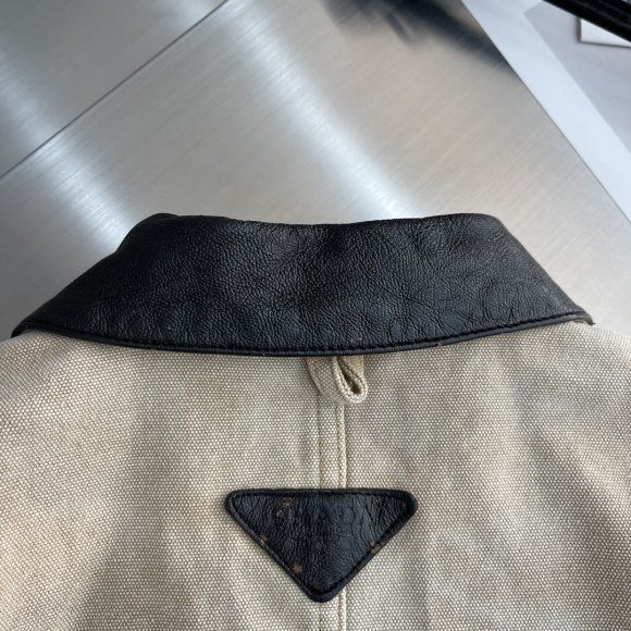 Prada - Мужская джинсовая куртка TJ_0210PR4 Prada - Мужская джинсовая куртка TJ_0210PR4