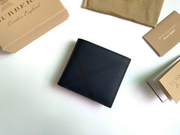 Burberry Кошелек CN_0505BU3 Burberry Кошелек CN_0505BU3