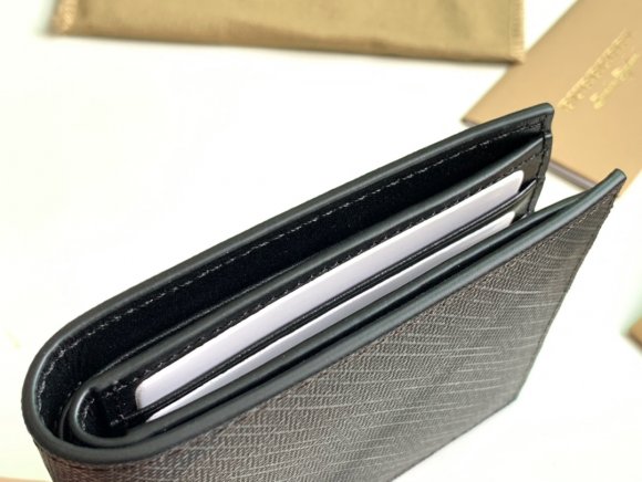 Burberry Кошелек CN_0505BU3 Burberry Кошелек CN_0505BU3