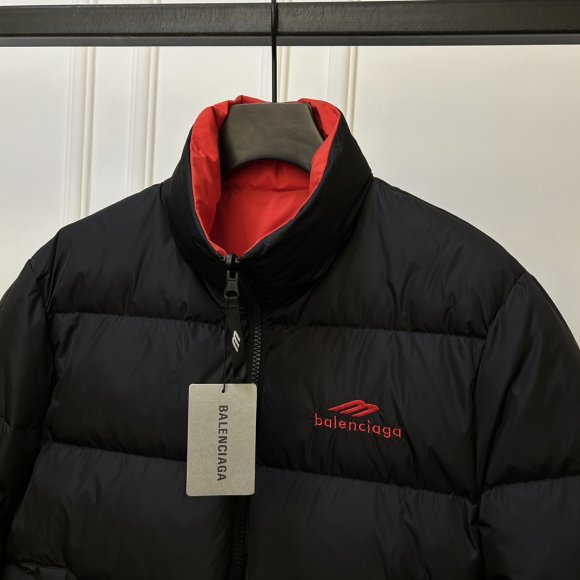 Balenciaga - Мужская двусторонняя куртка пуховик KN_1510BA2 Balenciaga - Мужская двусторонняя куртка пуховик KN_1510BA2