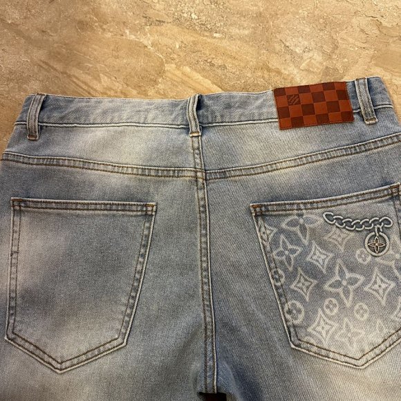 Louis Vuitton - Мужские штаны джинсы MI_1104LV3 Louis Vuitton - Мужские штаны джинсы MI_1104LV3