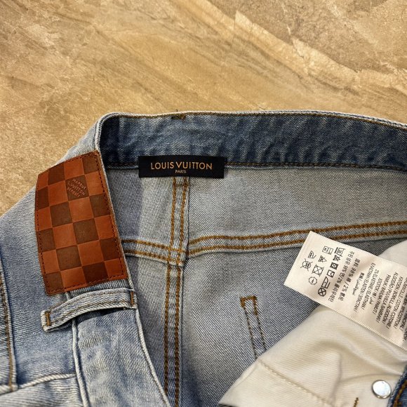 Louis Vuitton - Мужские штаны джинсы MI_1104LV3 Louis Vuitton - Мужские штаны джинсы MI_1104LV3