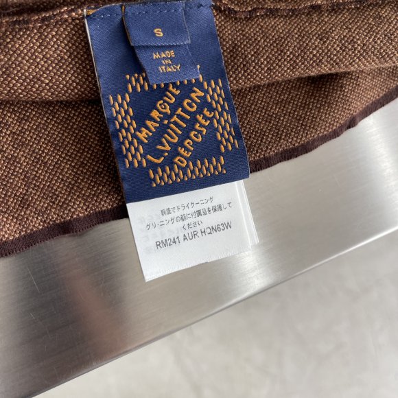 Louis Vuitton - Мужская футболка майка TJ_0907LV6 Louis Vuitton - Мужская футболка майка TJ_0907LV6