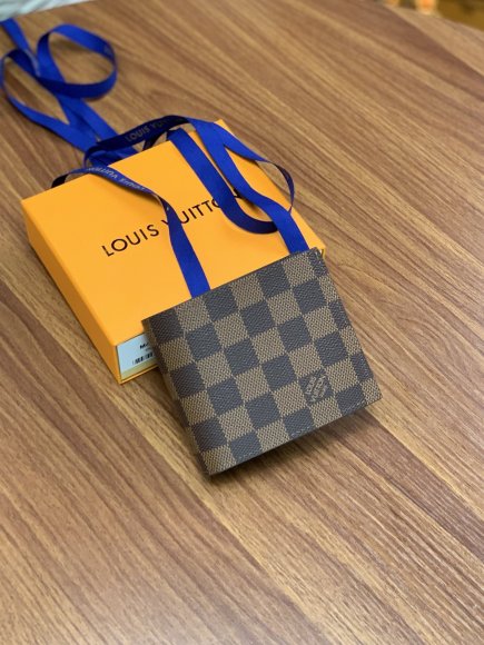 Louis Vuitton Кошелек CN_0510LV4 Louis Vuitton Кошелек CN_0510LV4