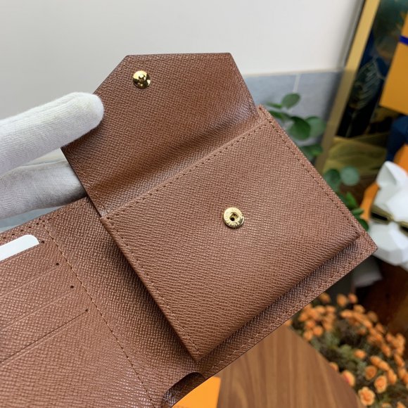 Louis Vuitton Кошелек CN_0510LV4 Louis Vuitton Кошелек CN_0510LV4